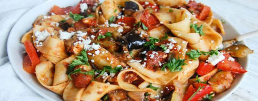 طرز تهیه اسپاگتی با سس راتاتوئی