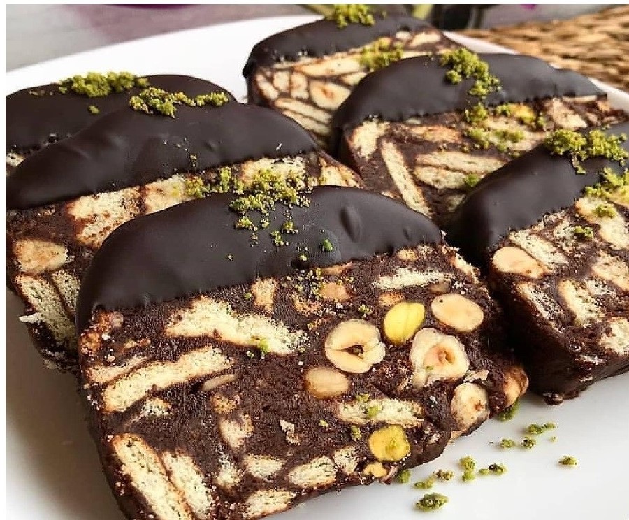 تهیه دسر بیسکوییت و خامه